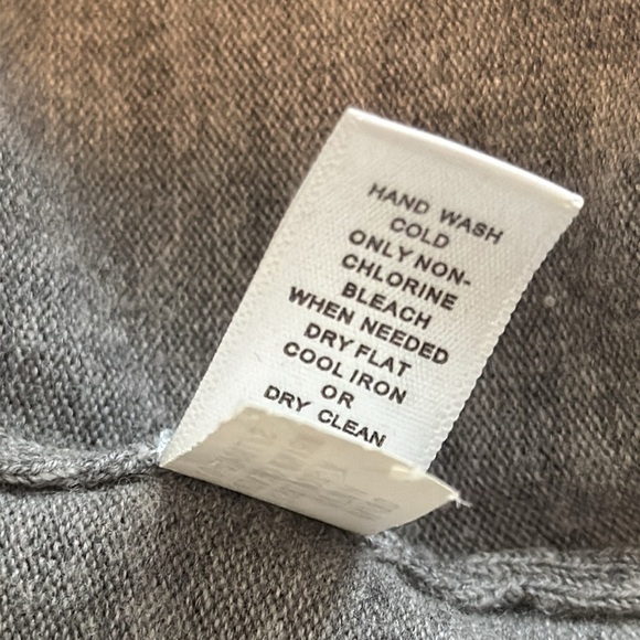 Banana Republic Gray Merino Wool Crewneck Cardigan - Picture 10 of 11